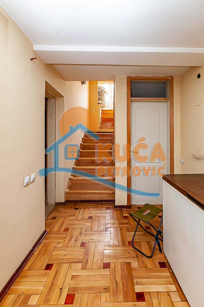 četvorosobna kuća, 292 m2, Trošarina, Pavla Jurišića Šturma ID: p-011147 23