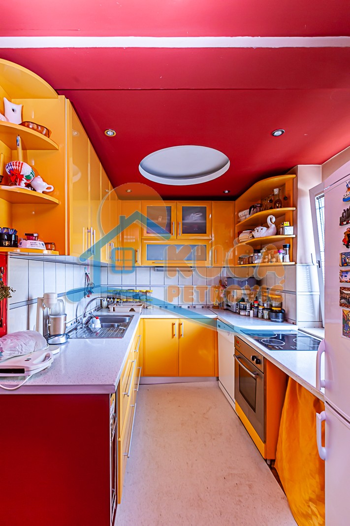 četvorosobna kuća, 292 m2, Trošarina, Pavla Jurišića Šturma ID: p-011147 4