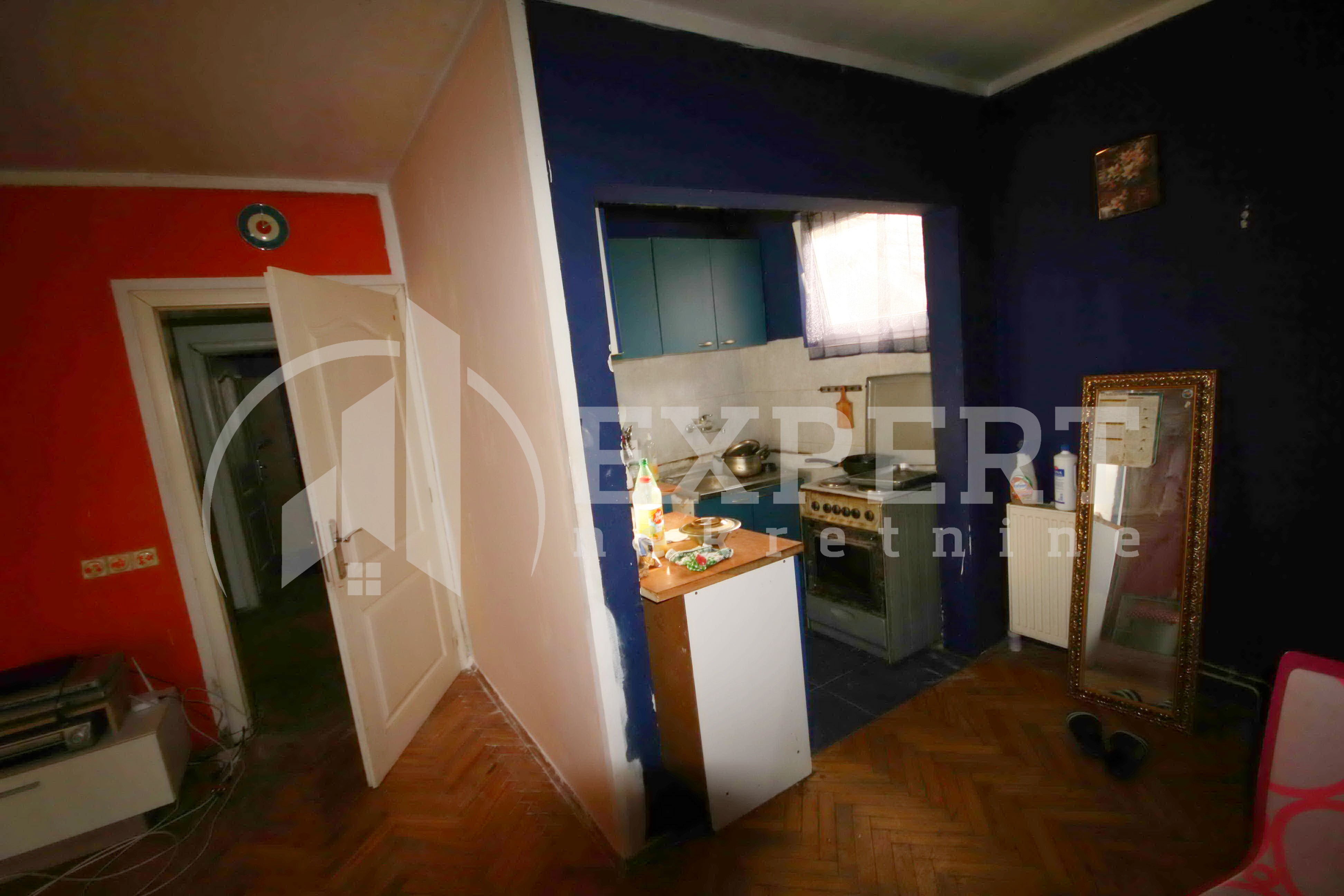 četvorosobna kuća, 300 m2, Centar, Generala Milojka Lešjanina ID: p-01808 4