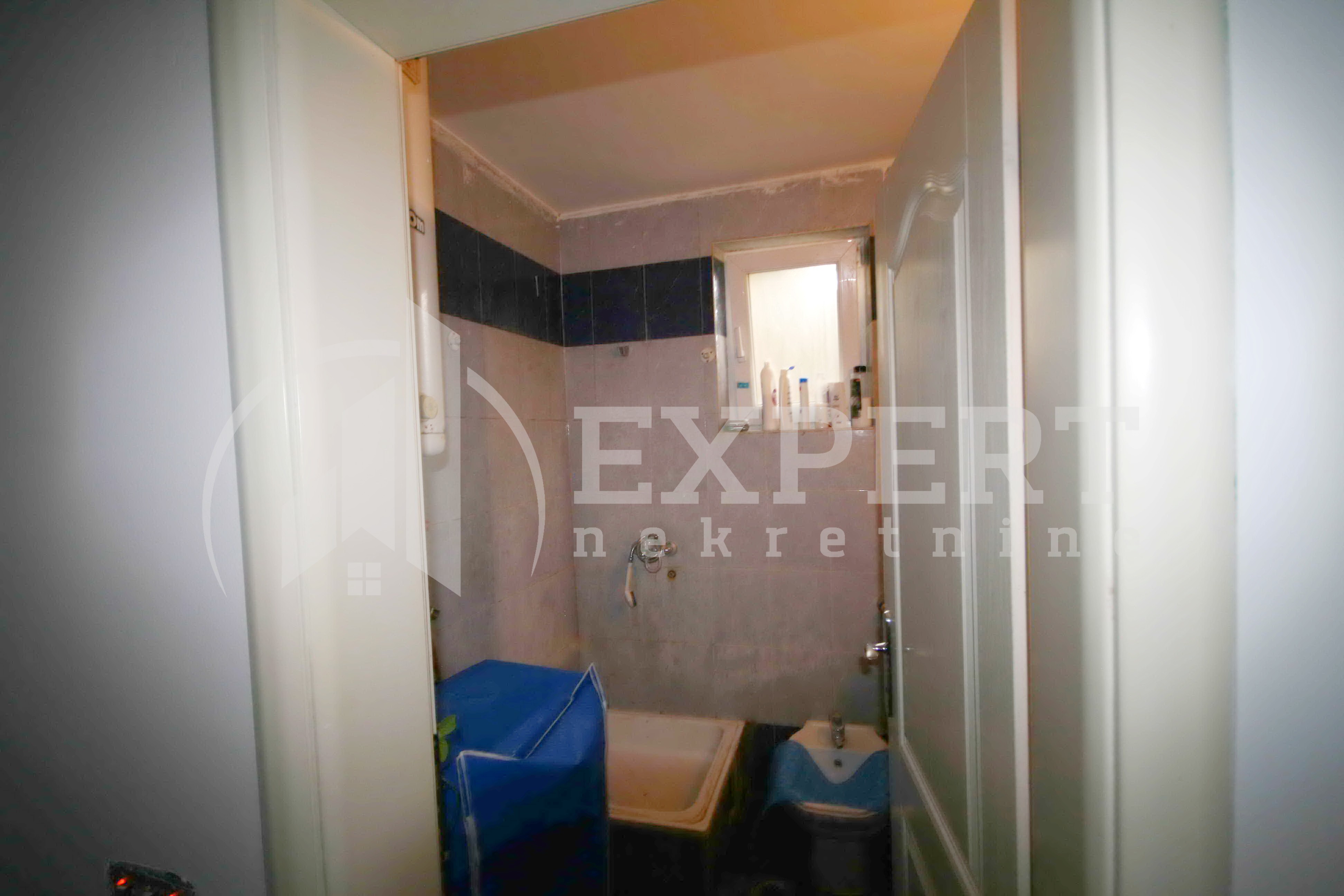 četvorosobna kuća, 300 m2, Centar, Generala Milojka Lešjanina ID: p-01808 8