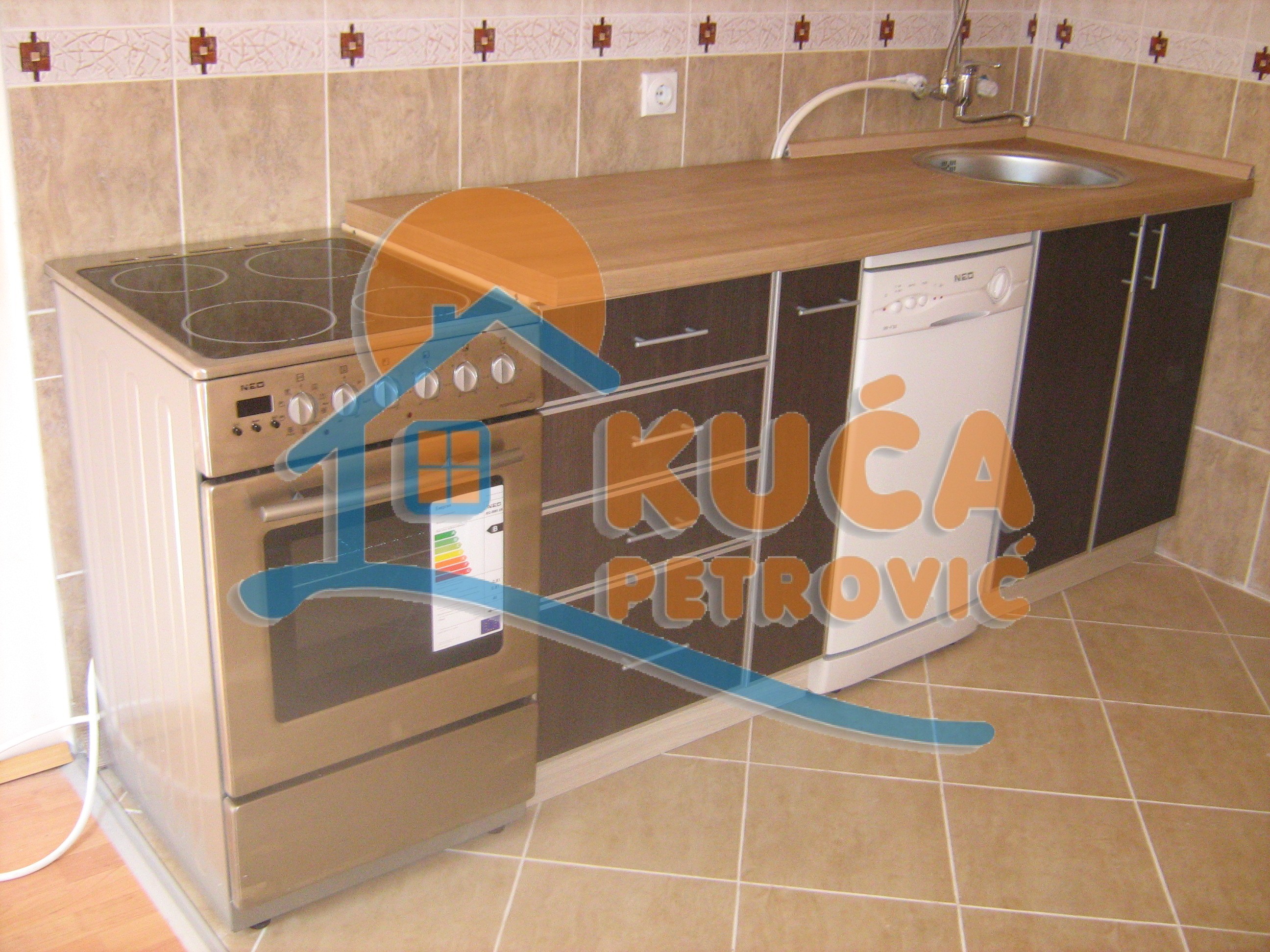 četvorosobna kuća, 239 m2, Donja Vrežina, Knjaževačka ID: p-01536 8