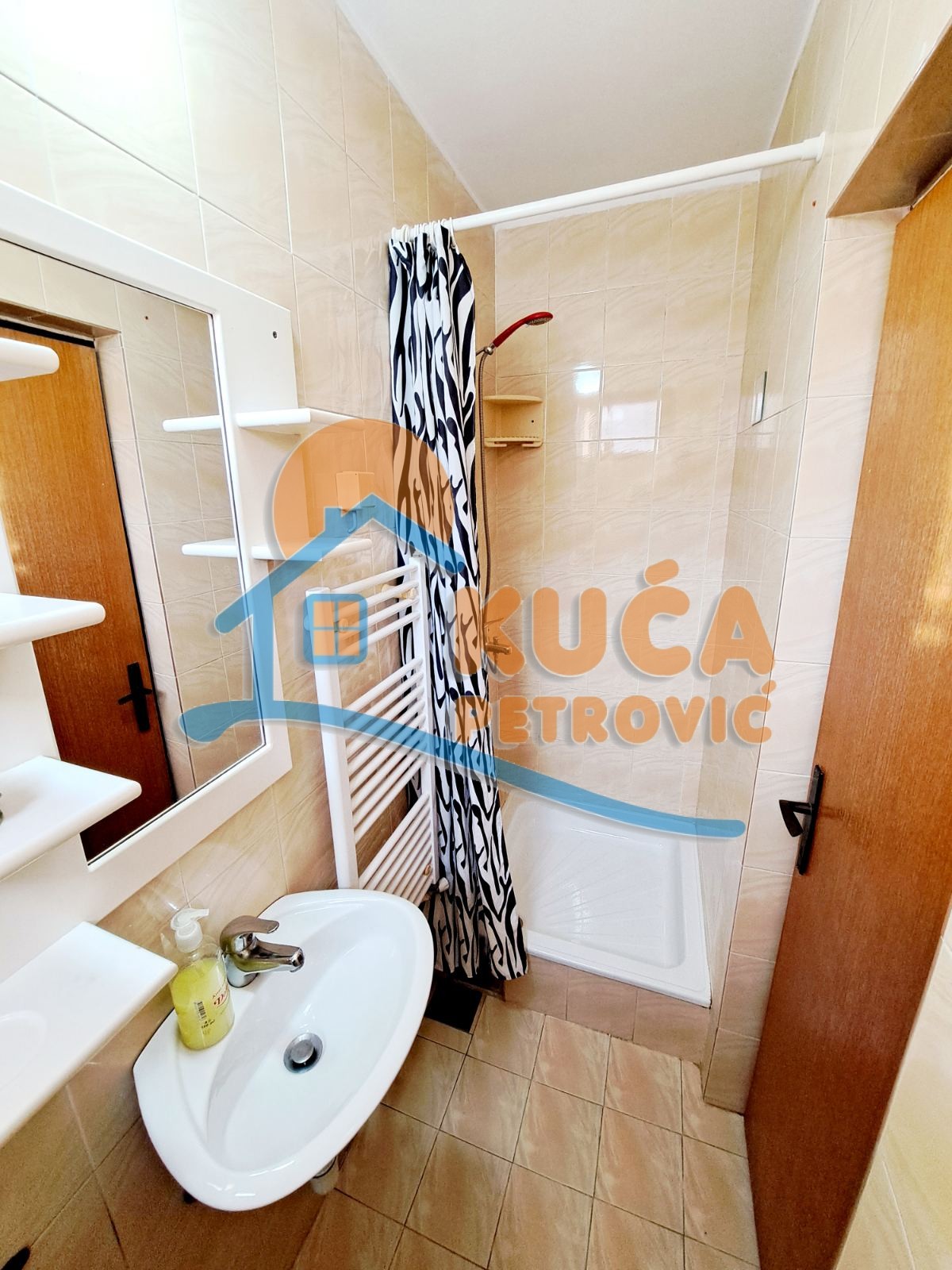 četvorosobna kuća, 300 m2, Palilula, Topličkog partizanskog odreda ID: i-010408 18