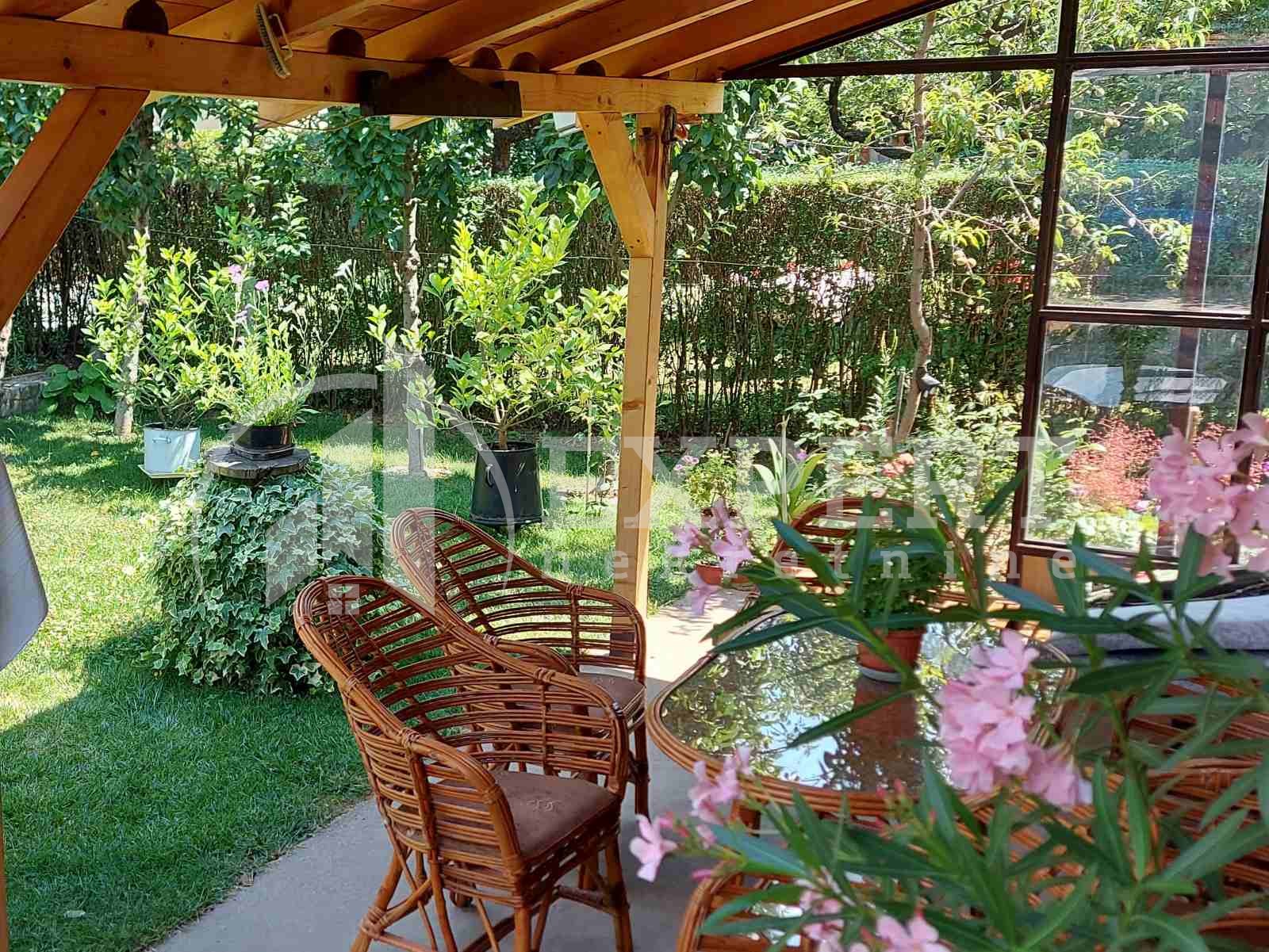 četvorosobna kuća, 300 m2, Palilula, Topličkog partizanskog odreda ID: i-010408 36
