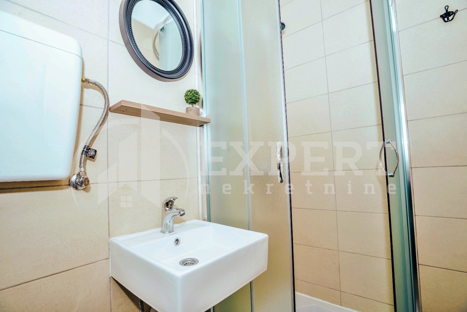 četvorosobna kuća, 300 m2, Palilula, Topličkog partizanskog odreda ID: i-010408 7