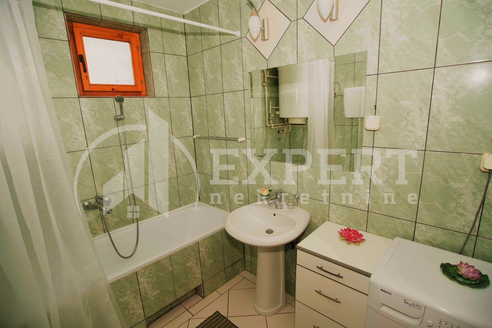 četvorosobna kuća, 300 m2, Palilula, Topličkog partizanskog odreda ID: i-010408 20