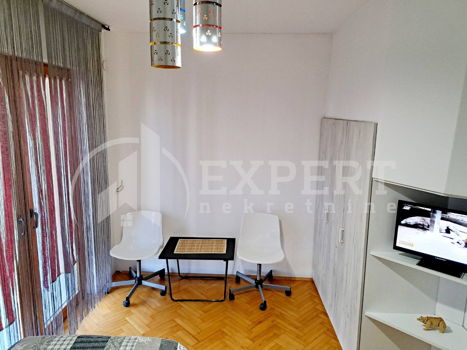 četvorosobna kuća, 300 m2, Palilula, Topličkog partizanskog odreda ID: i-010408 16