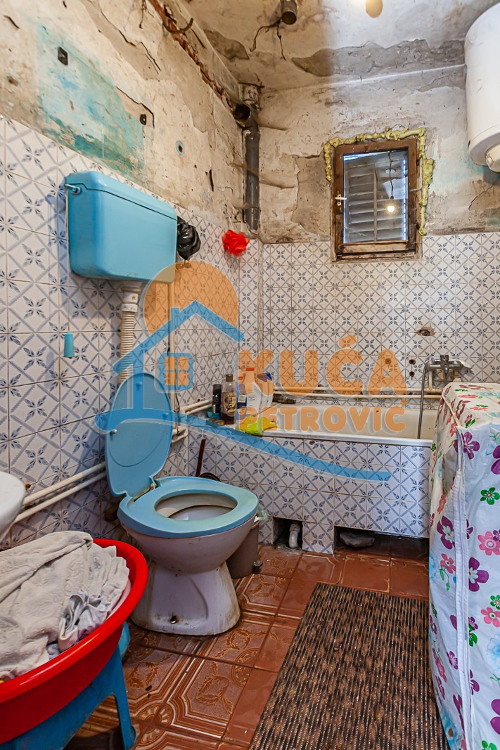 četvorosobna kuća, 300 m2, Popovac, Popovac ID: p-09598 9