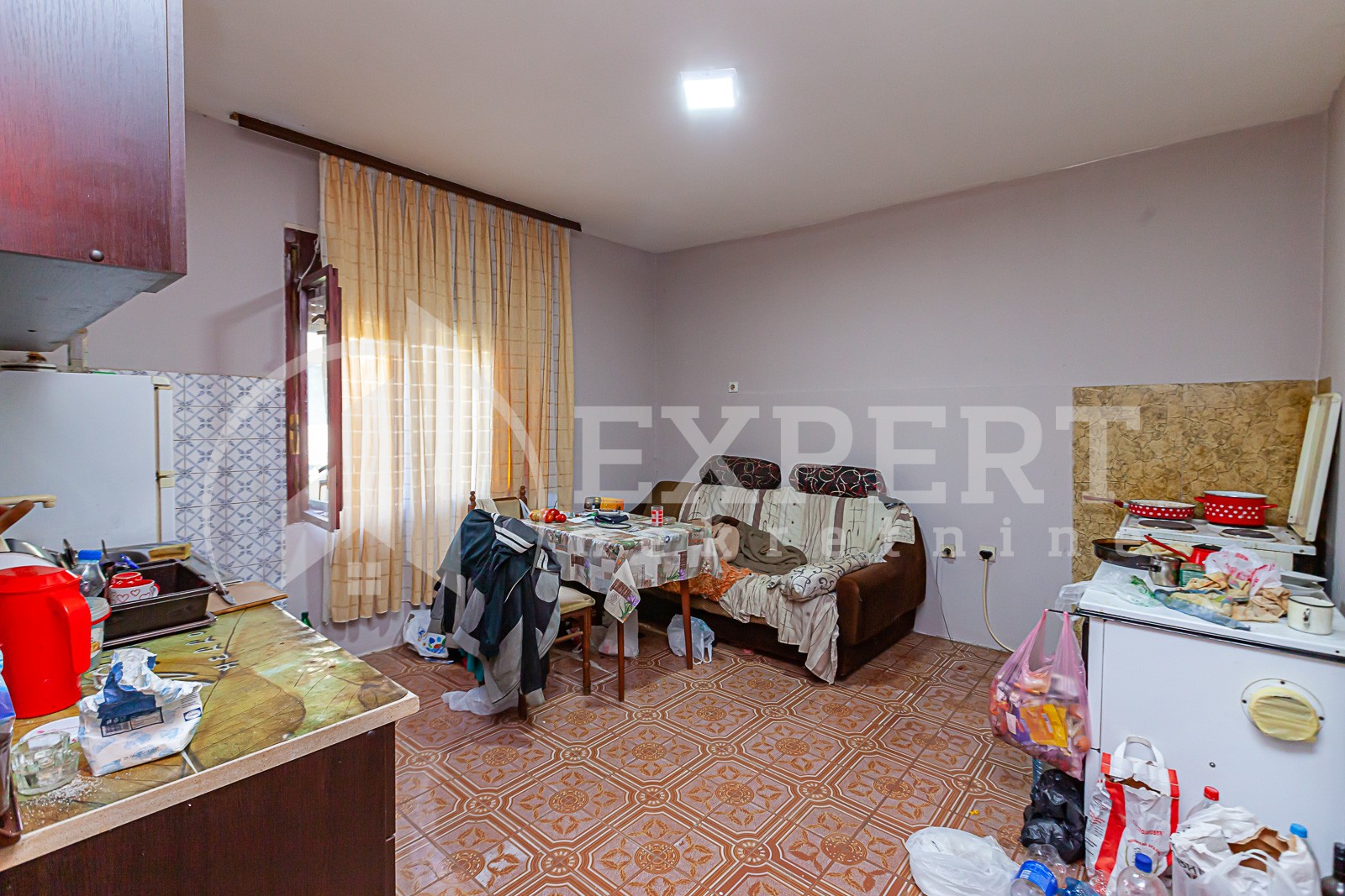 četvorosobna kuća, 300 m2, Popovac, Popovac ID: p-09598 8