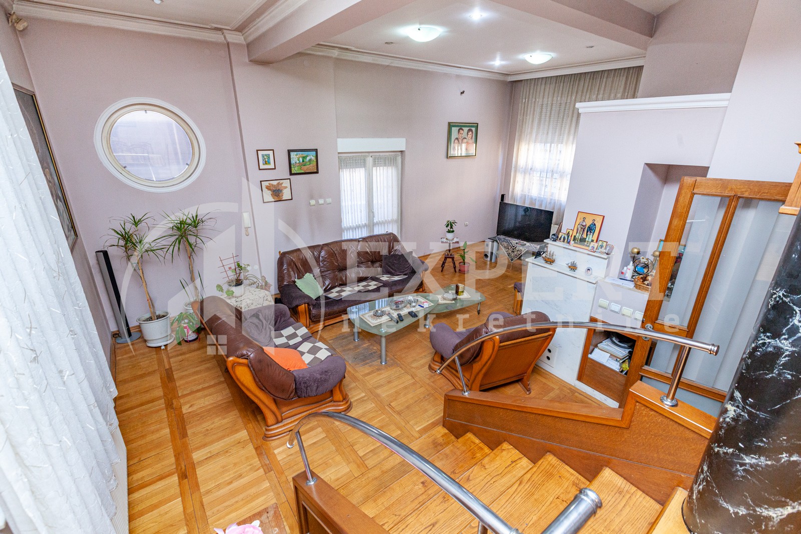 četvorosobna kuća, 300 m2, Šojka, Jug Bogdanova ID: i-05256 3