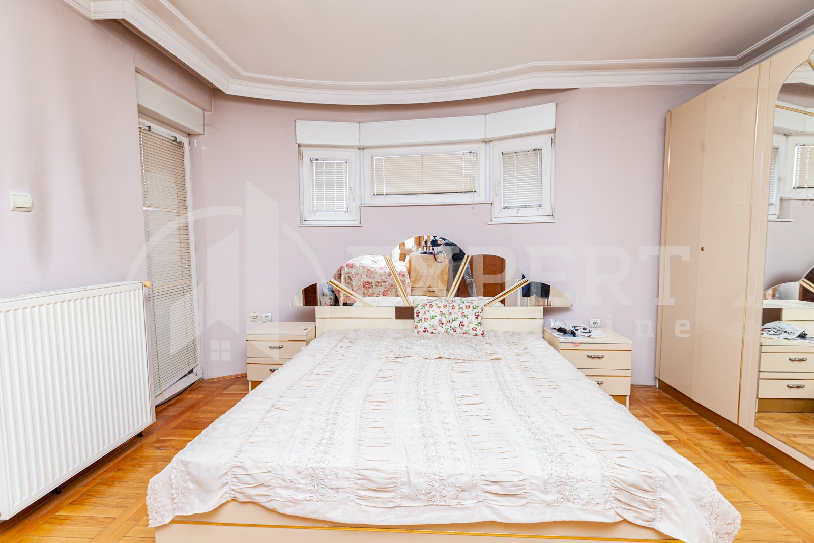 četvorosobna kuća, 300 m2, Šojka, Jug Bogdanova ID: i-05256 21