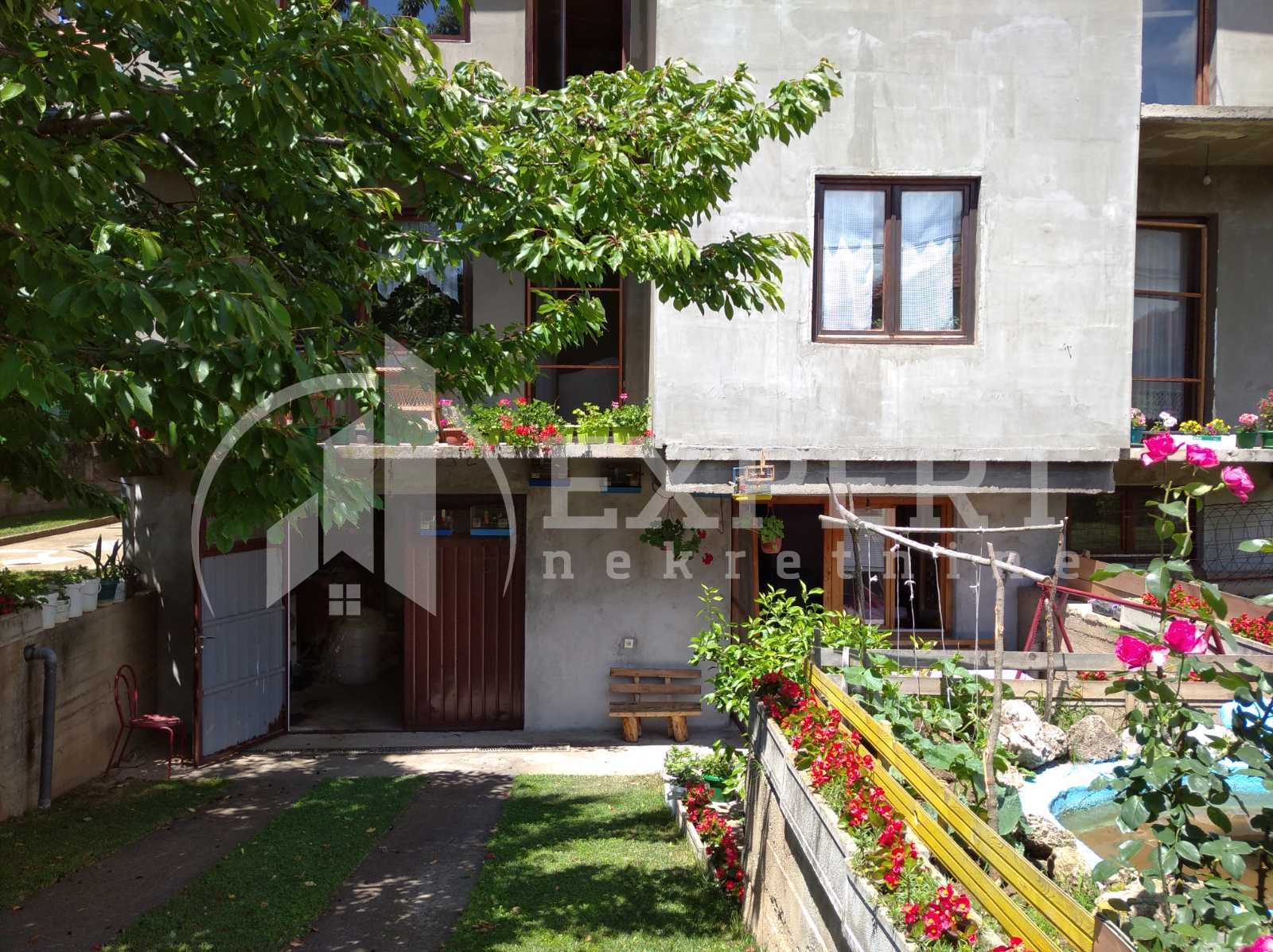 četvorosobna kuća, 301 m2, Durlan, Knjazevačka ID: p-01312 13