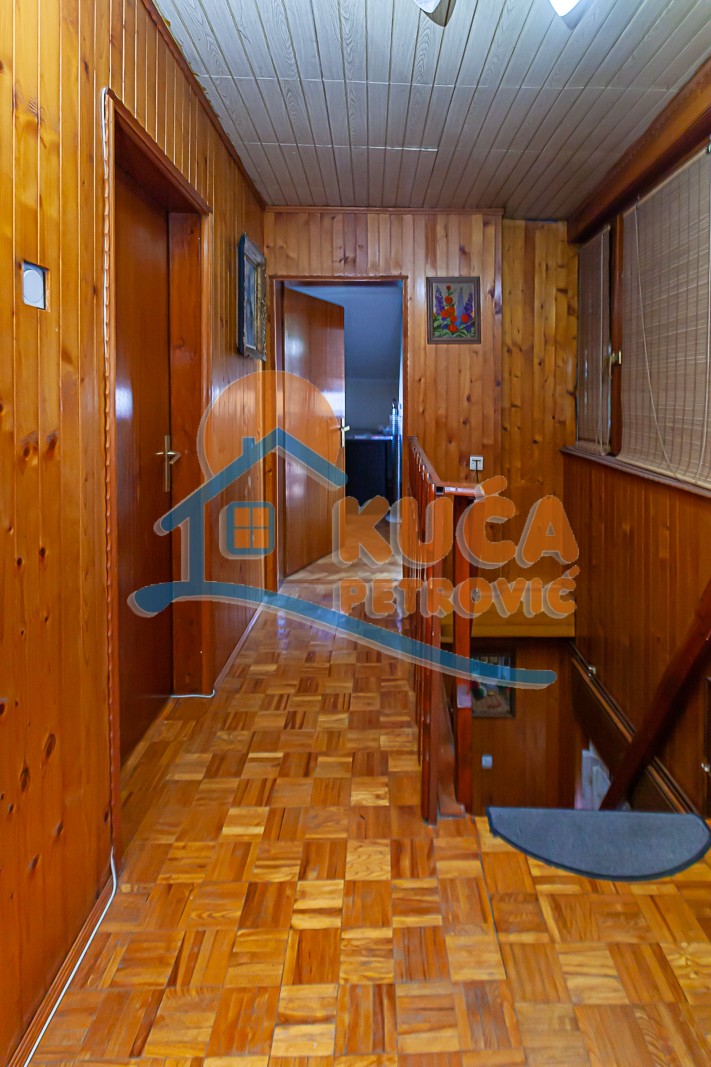 četvorosobna kuća, 310 m2, Kičevo, Kosovska ID: p-09668 6