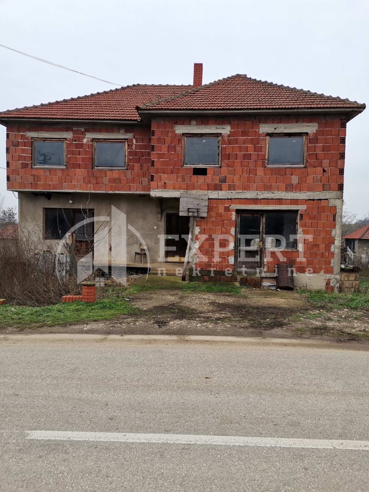 četvorosobna kuća, 315 m2, Zaplanjska toponica ID: p-08010 2