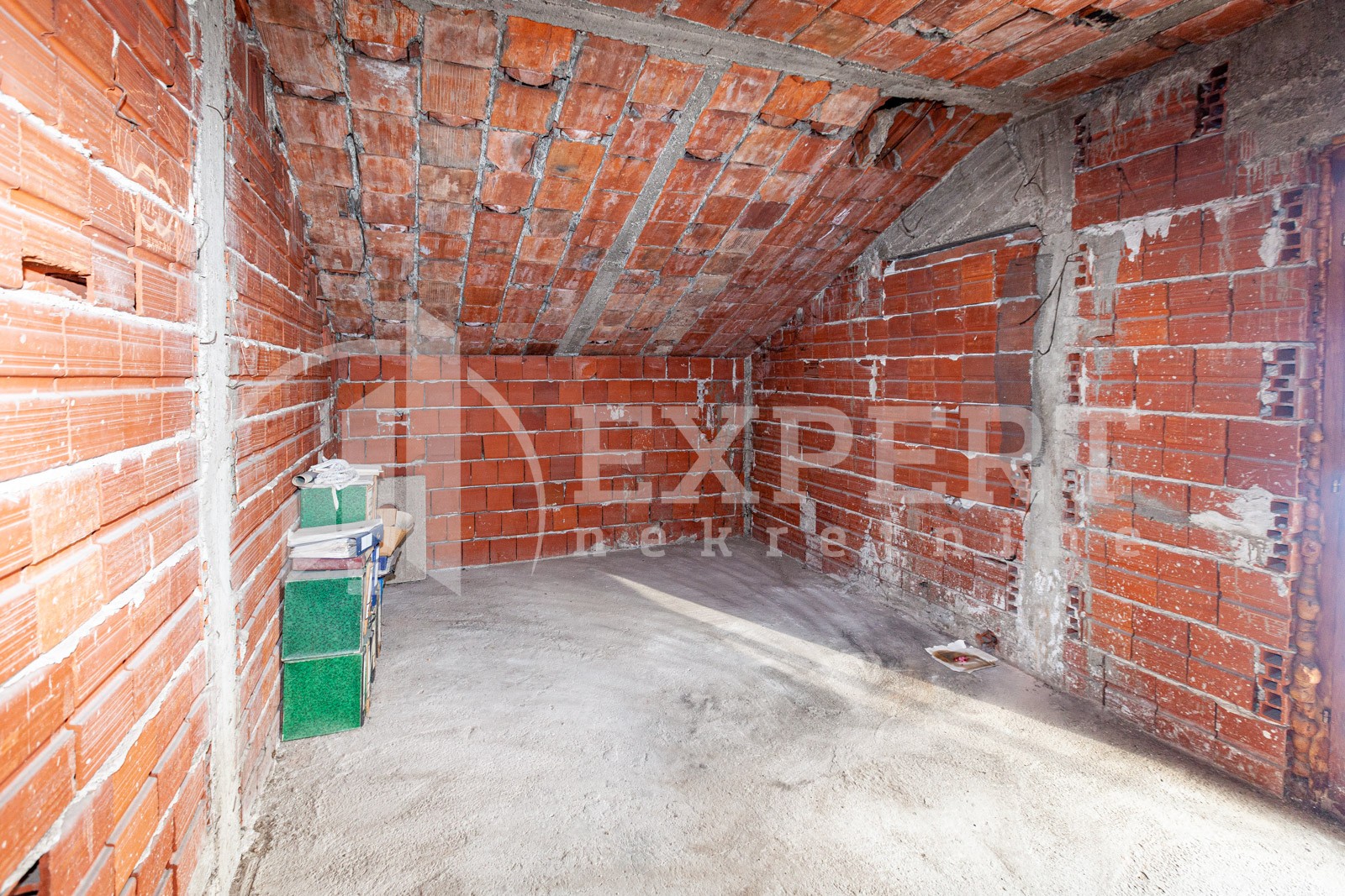 četvorosobna kuća, 323 m2, Brzi Brod, Timočka ID: p-04939 24