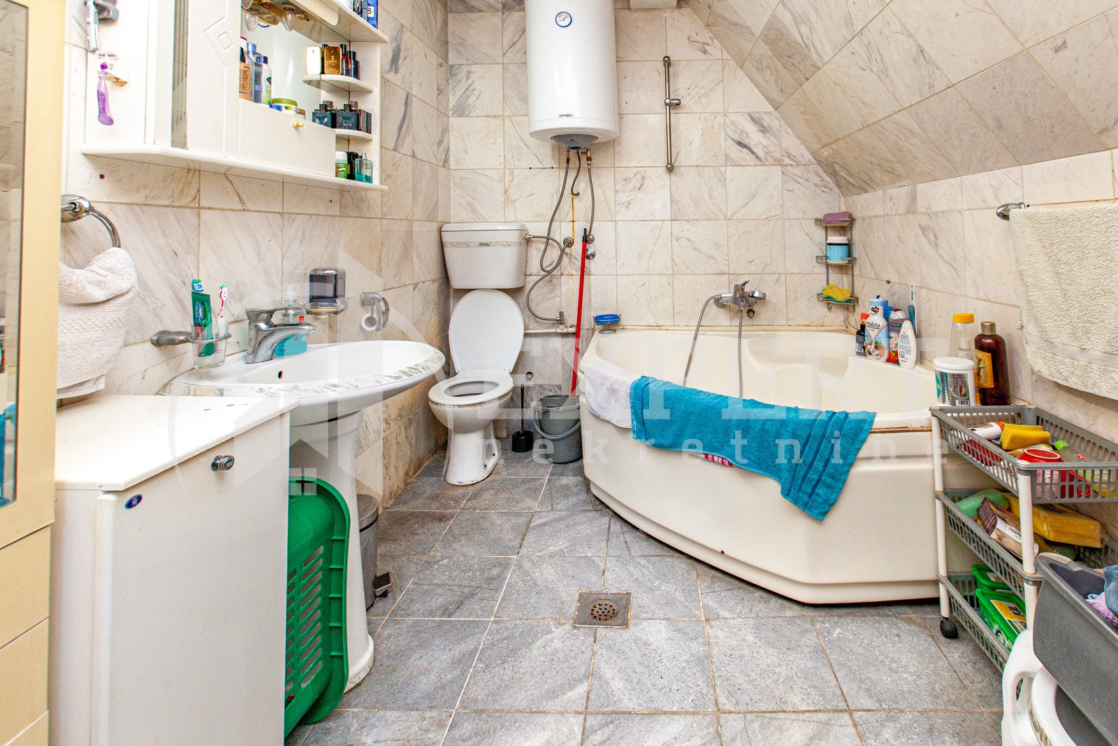 četvorosobna kuća, 324 m2, Centar, Primorska ID: p-02956 22