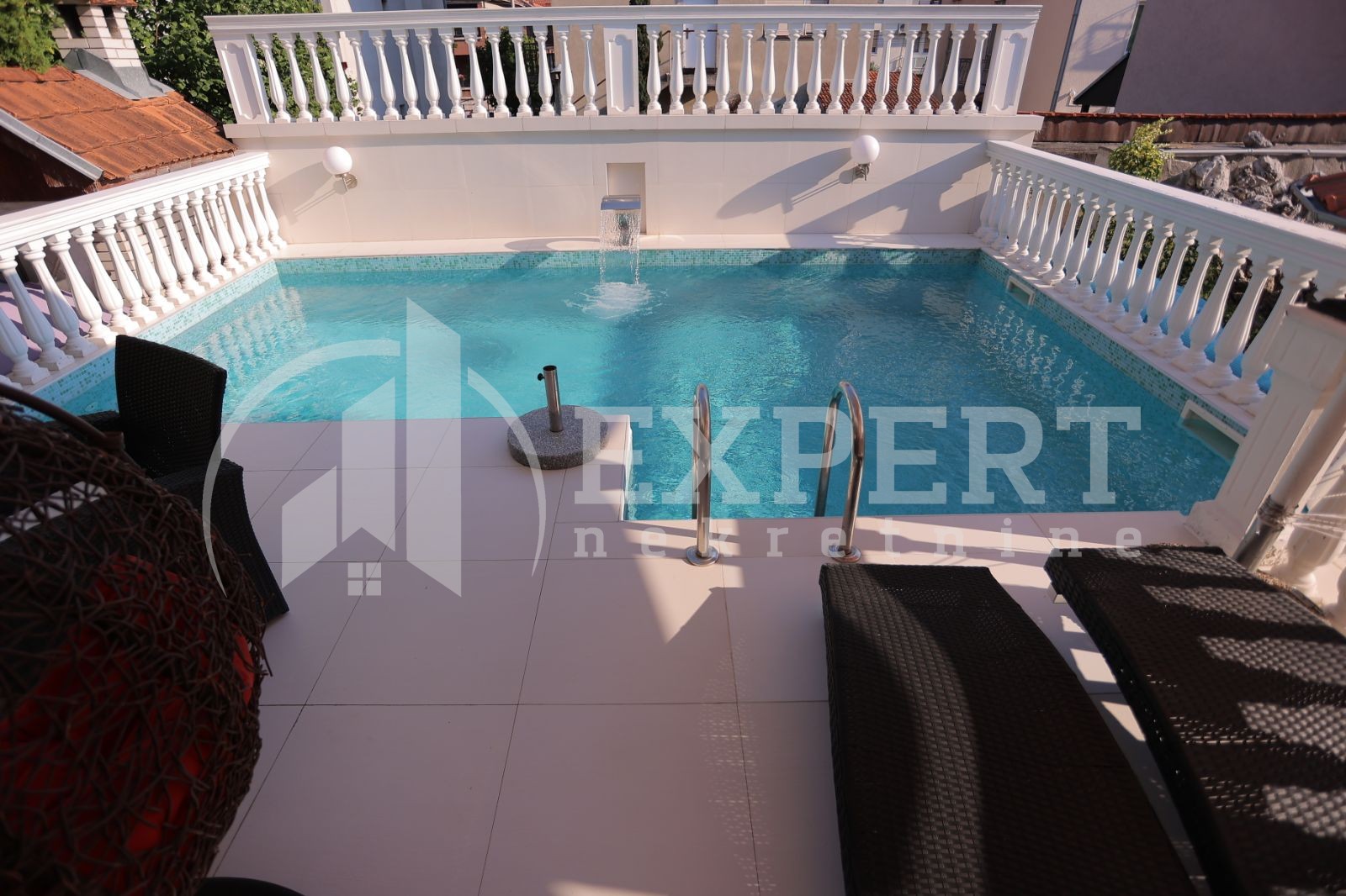 četvorosobna kuća, 332 m2, Durlan, Despota Djurdja ID: p-06868 12