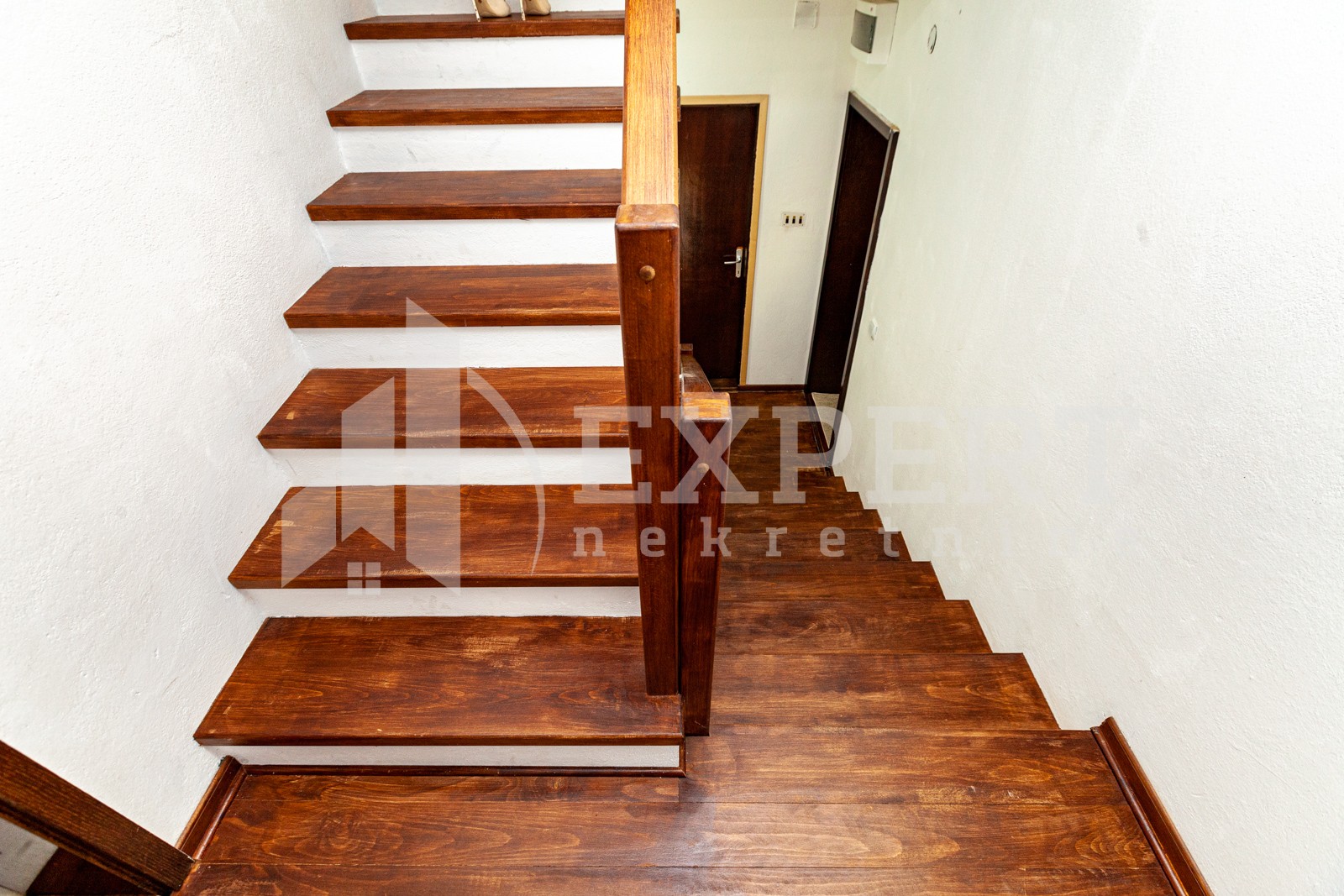 četvorosobna kuća, 350 m2, Palilula, Zdravke Vučković ID: p-06065 12