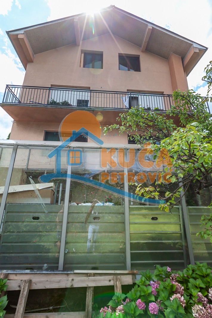 četvorosobna kuća, 351 m2, Palilula, Durmitorska ID: p-09281 1