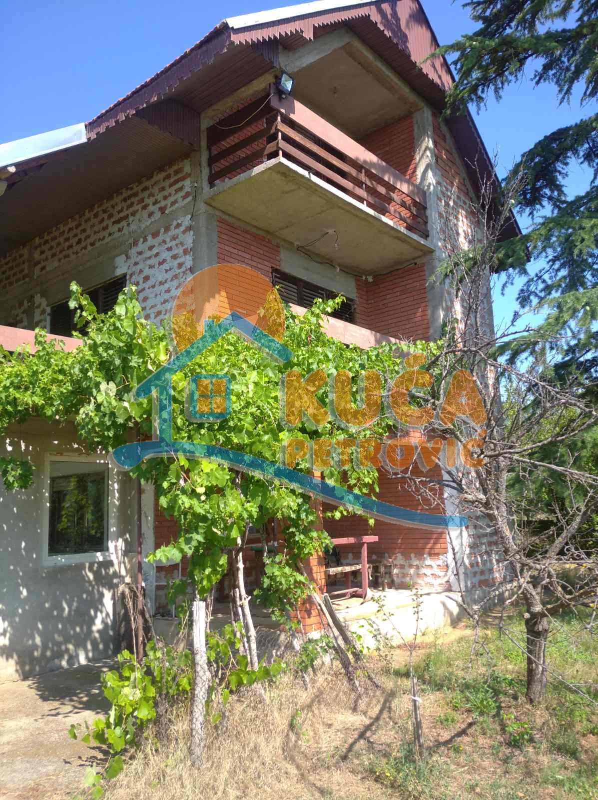 četvorosobna kuća, 360 m2, Jovanovac, Jovanovac ID: p-06055 1