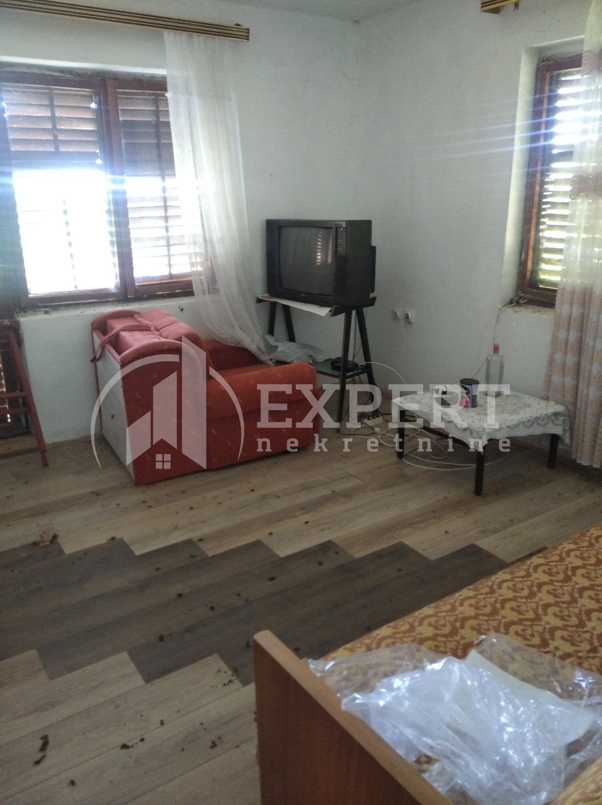 četvorosobna kuća, 360 m2, Jovanovac, Jovanovac ID: p-06055 15