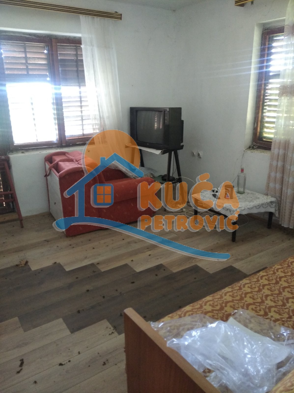 četvorosobna kuća, 360 m2, Jovanovac, Jovanovac ID: p-06055 15