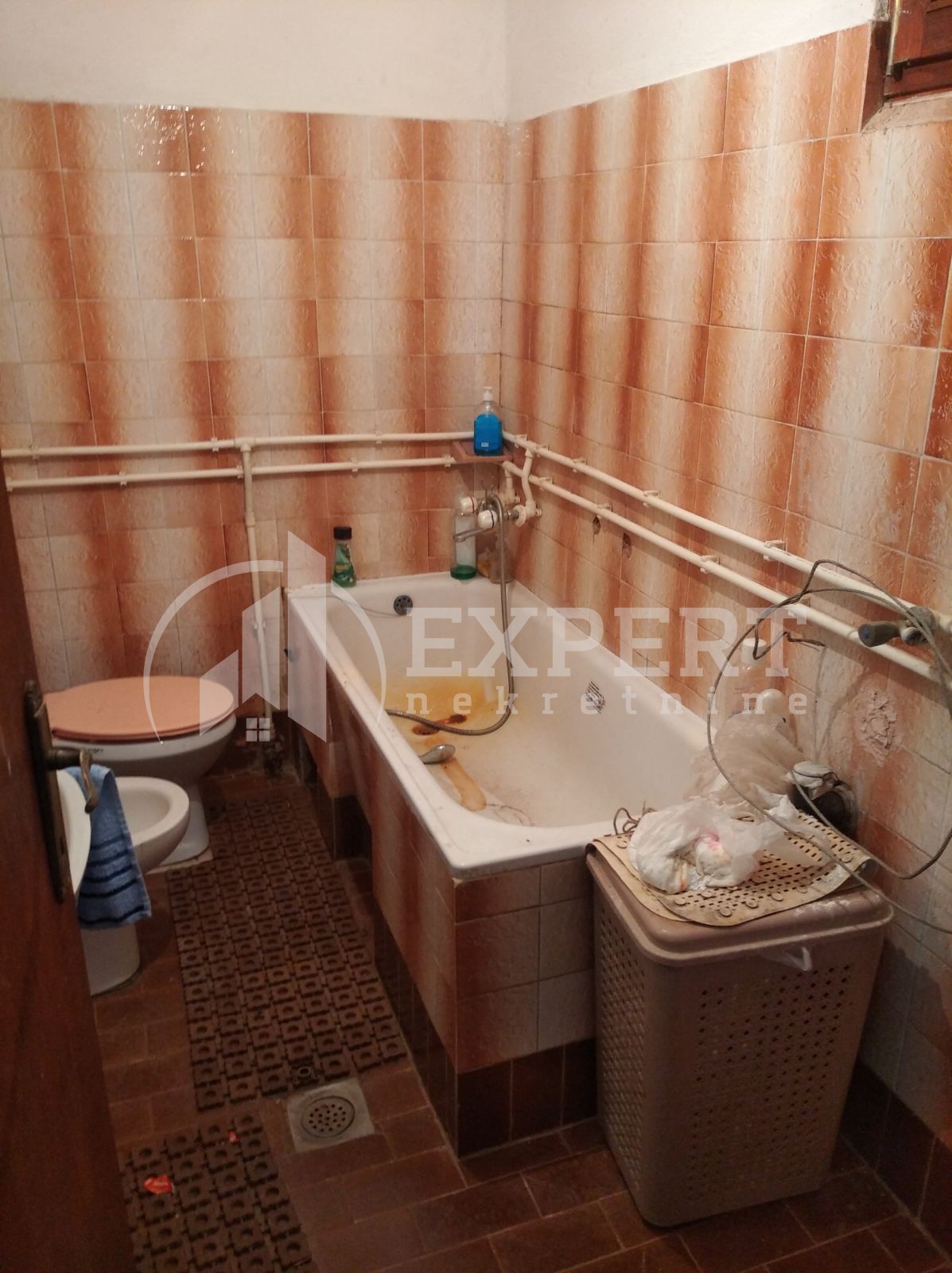 četvorosobna kuća, 360 m2, Jovanovac, Jovanovac ID: p-06055 13