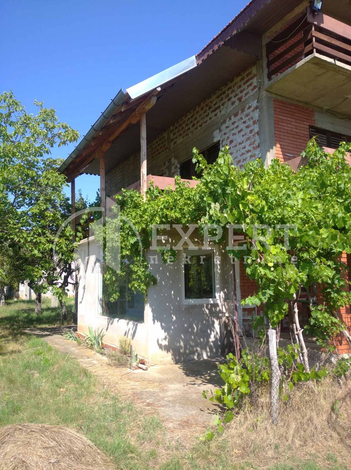 četvorosobna kuća, 360 m2, Jovanovac, Jovanovac ID: p-06055 3
