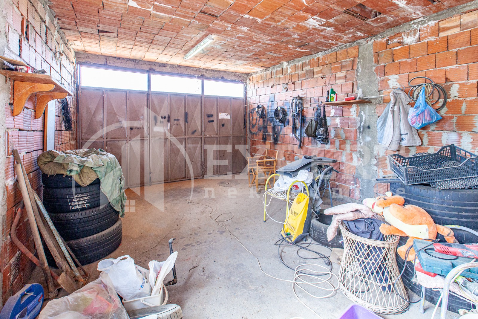 četvorosobna kuća, 375 m2, Medoševac, Medoševac ID: p-03172 23