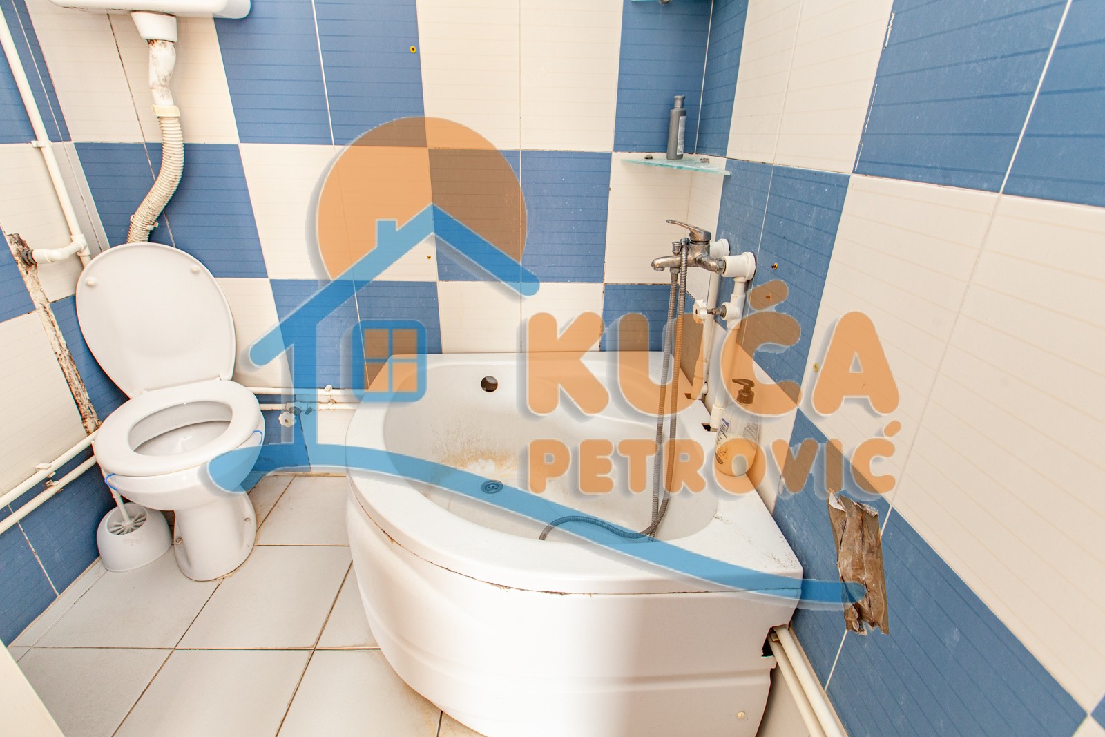 četvorosobna kuća, 375 m2, Medoševac, Medoševac ID: p-03172 17