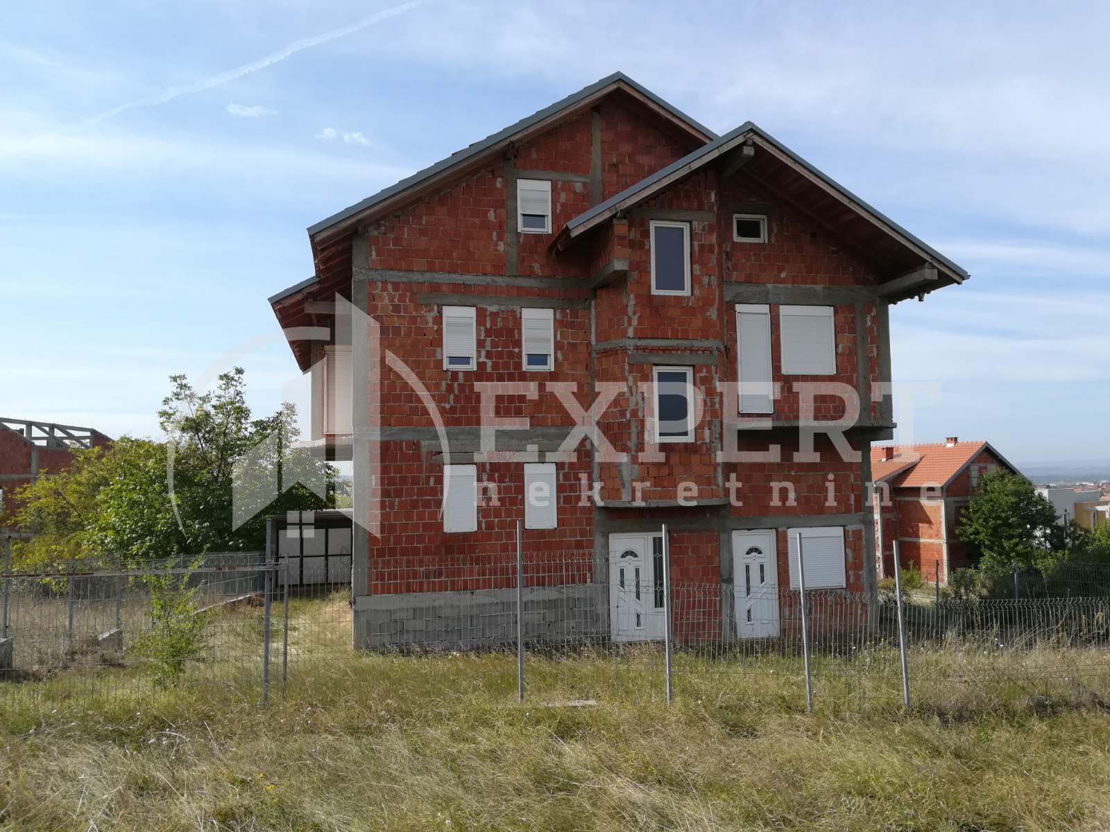 četvorosobna kuća, 403 m2, Kamenica, Pribojska ID: p-04454 2