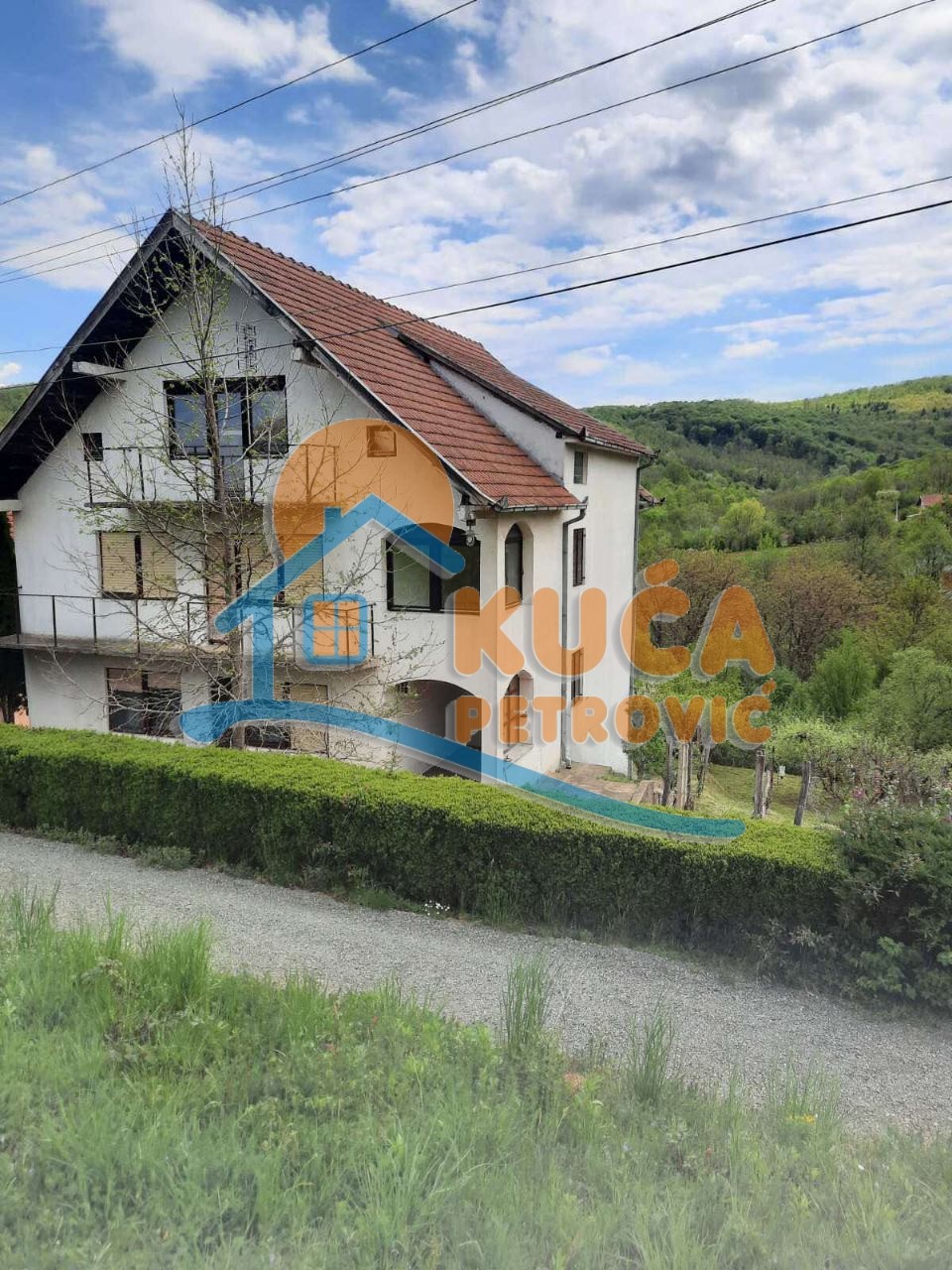 četvorosobna kuća, 432 m2, Bulevar srpskih ratnika ID: p-05656 2