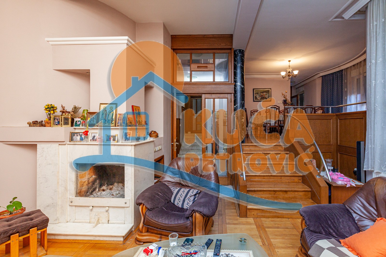 četvorosobna kuća, 450 m2, Centar, Jug Bogdanova ID: p-05303 6