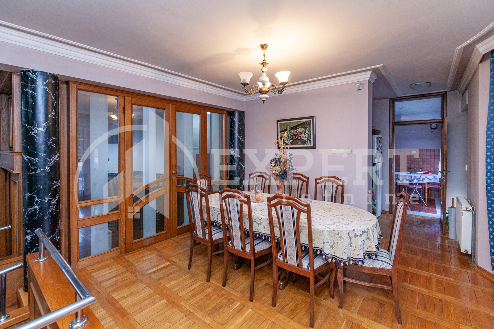 četvorosobna kuća, 450 m2, Centar, Jug Bogdanova ID: p-05303 7