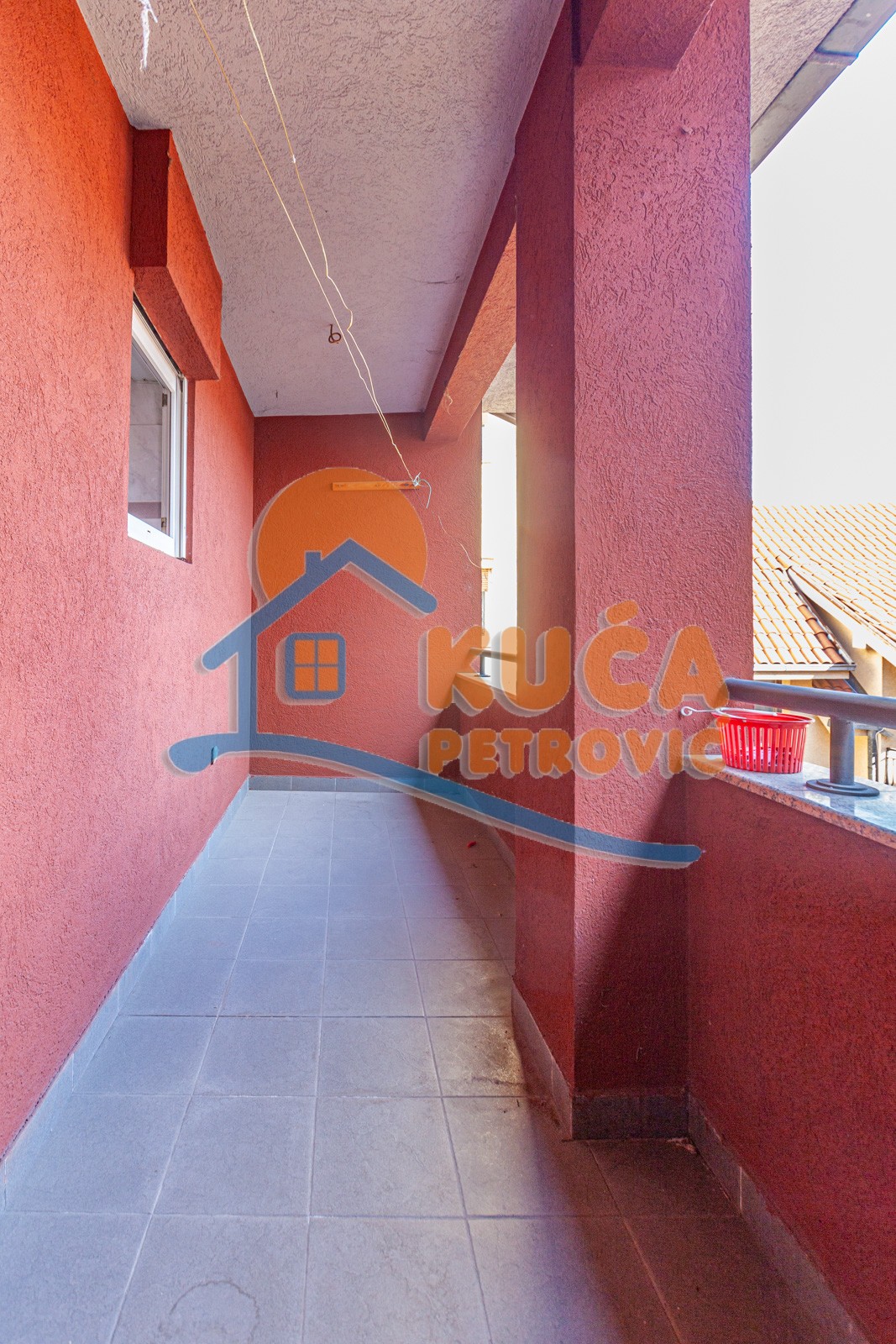 četvorosobna kuća, 450 m2, Centar, Jug Bogdanova ID: p-05303 29