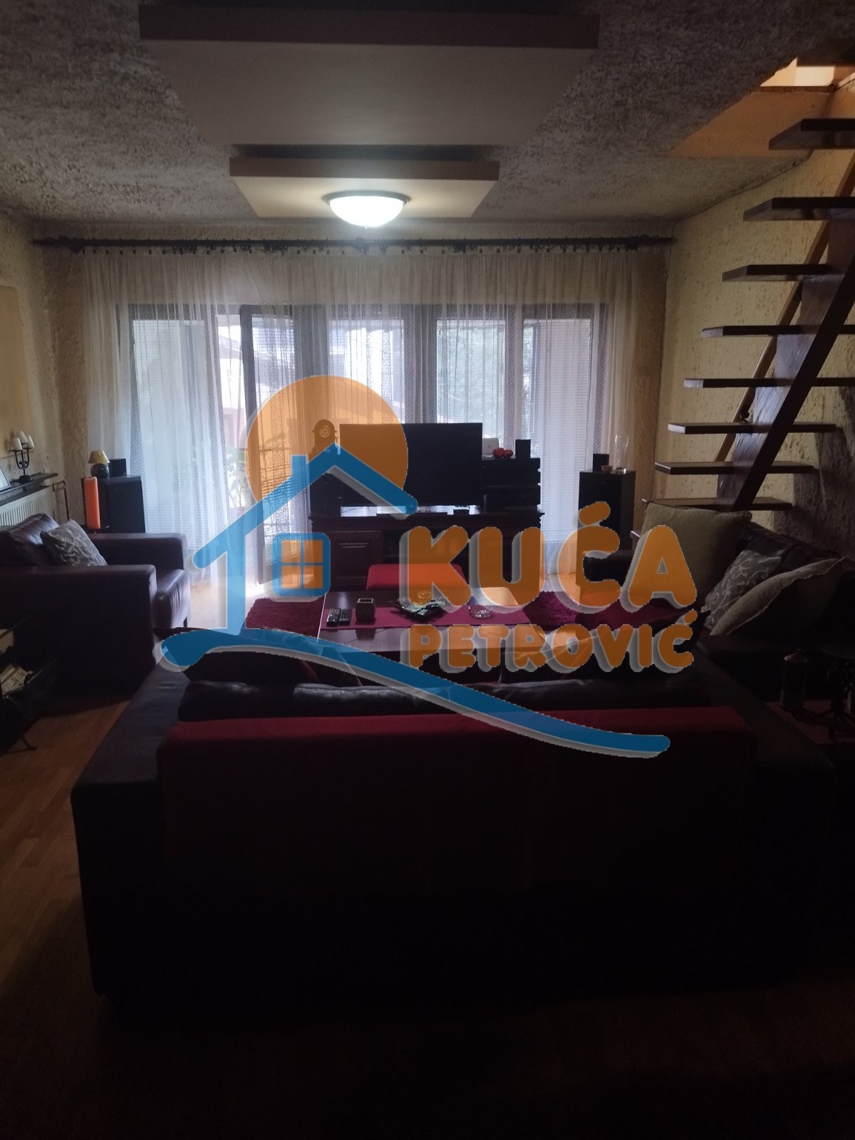 četvorosobna kuća, 450 m2, Crveni Pevac, Vojvode Mišića ID: p-09398 8