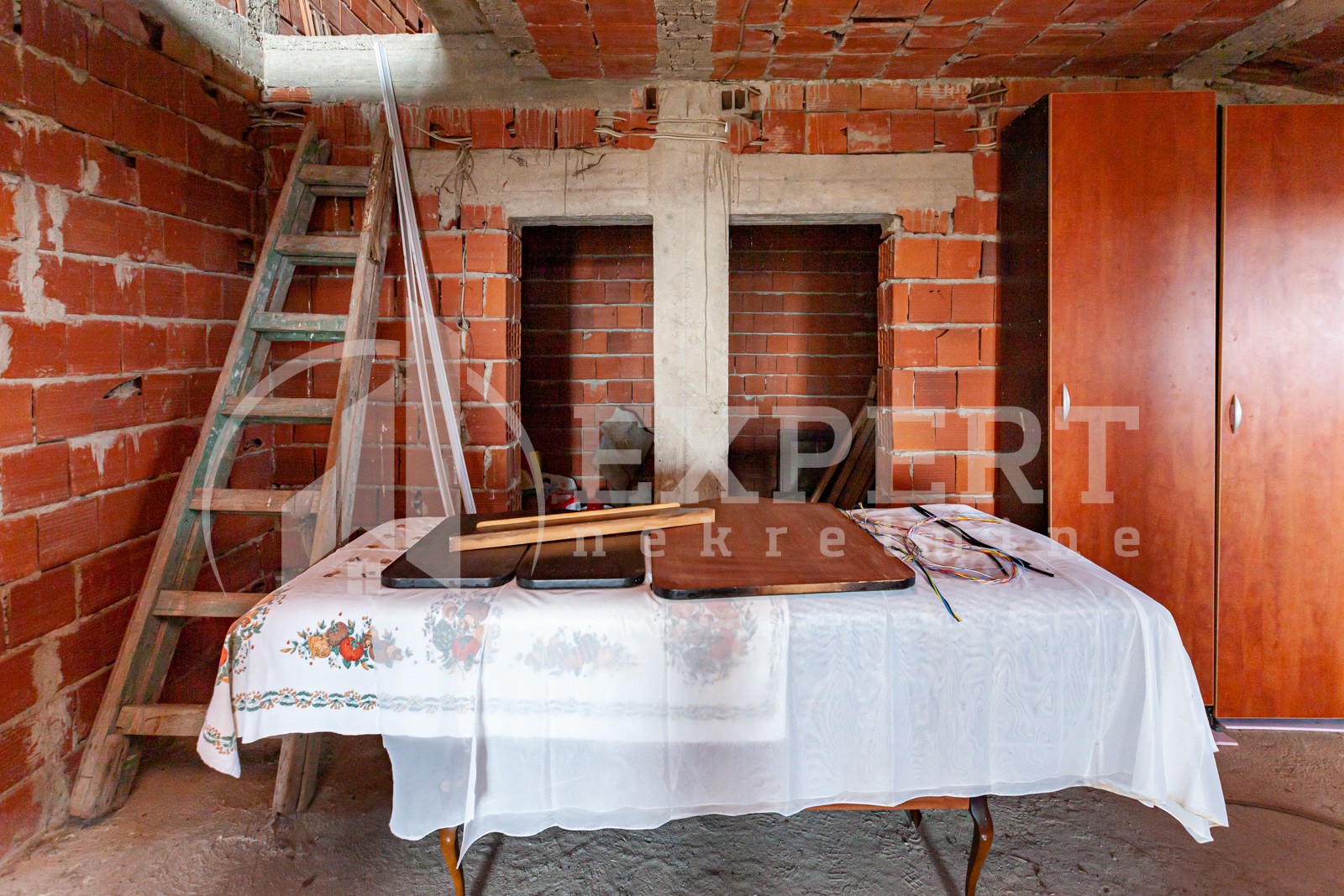 četvorosobna kuća, 450 m2, Palilula, Donjovlaška ID: p-07143 9