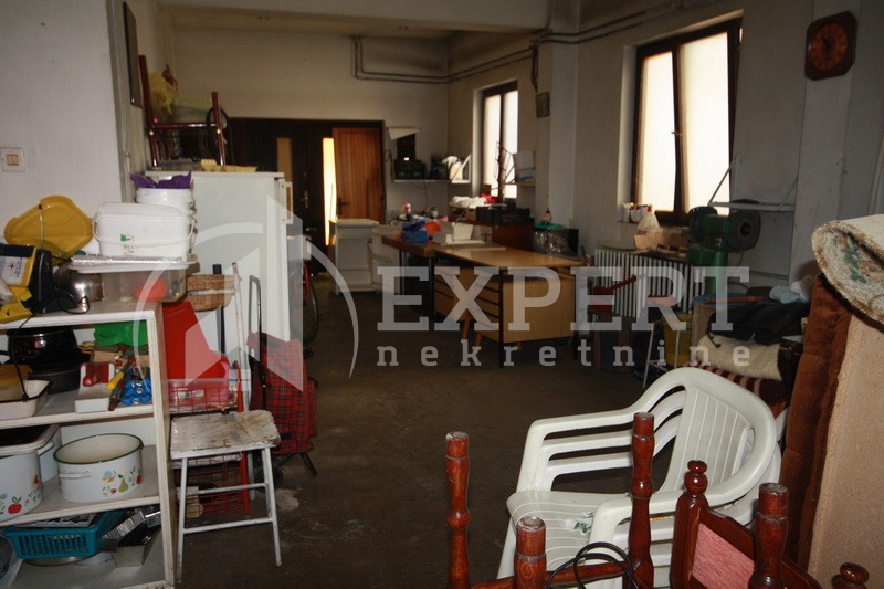 četvorosobna kuća, 456 m2, Durlan, Donjovrežinska ID: p-01617 29