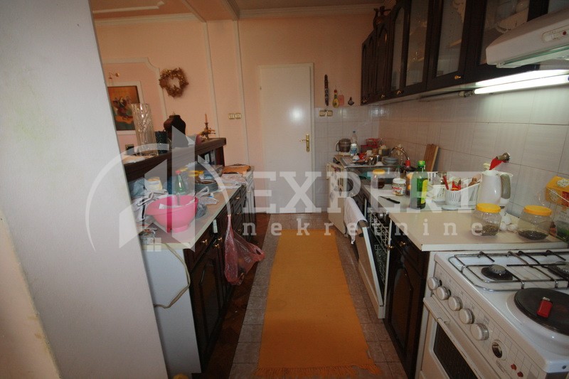 četvorosobna kuća, 456 m2, Durlan, Donjovrežinska ID: p-01617 9