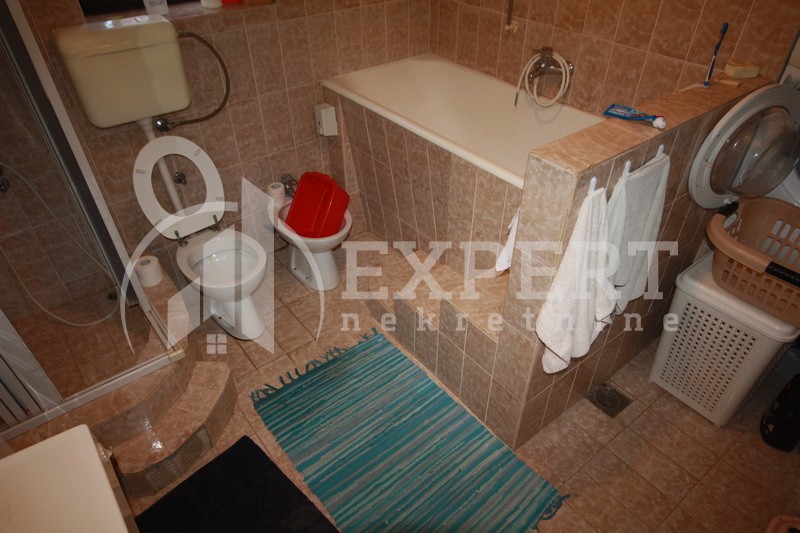 četvorosobna kuća, 456 m2, Durlan, Donjovrežinska ID: p-01617 15