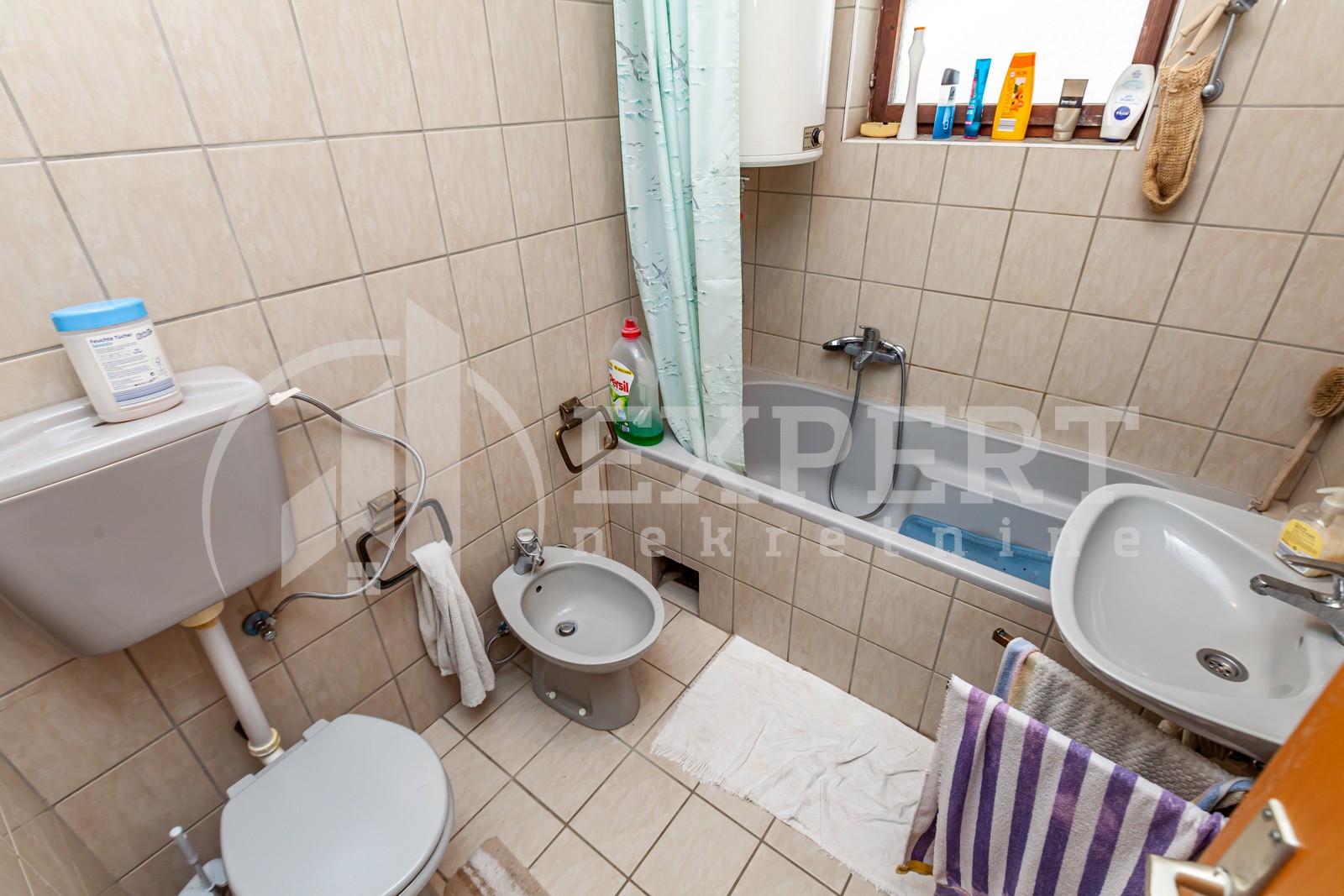 četvorosobna kuća, 525 m2, Tešica, Tešica ID: p-08525 18