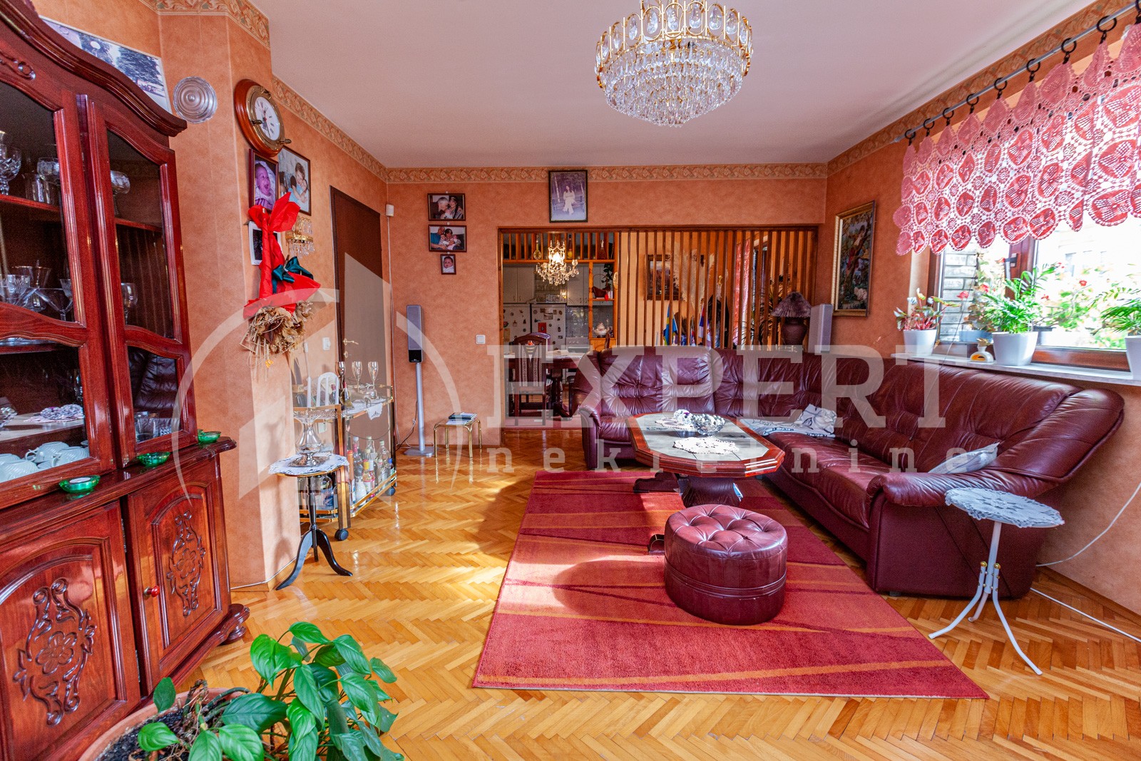 četvorosobna kuća, 560 m2, Pantelej, Krfska ID: p-04579 8