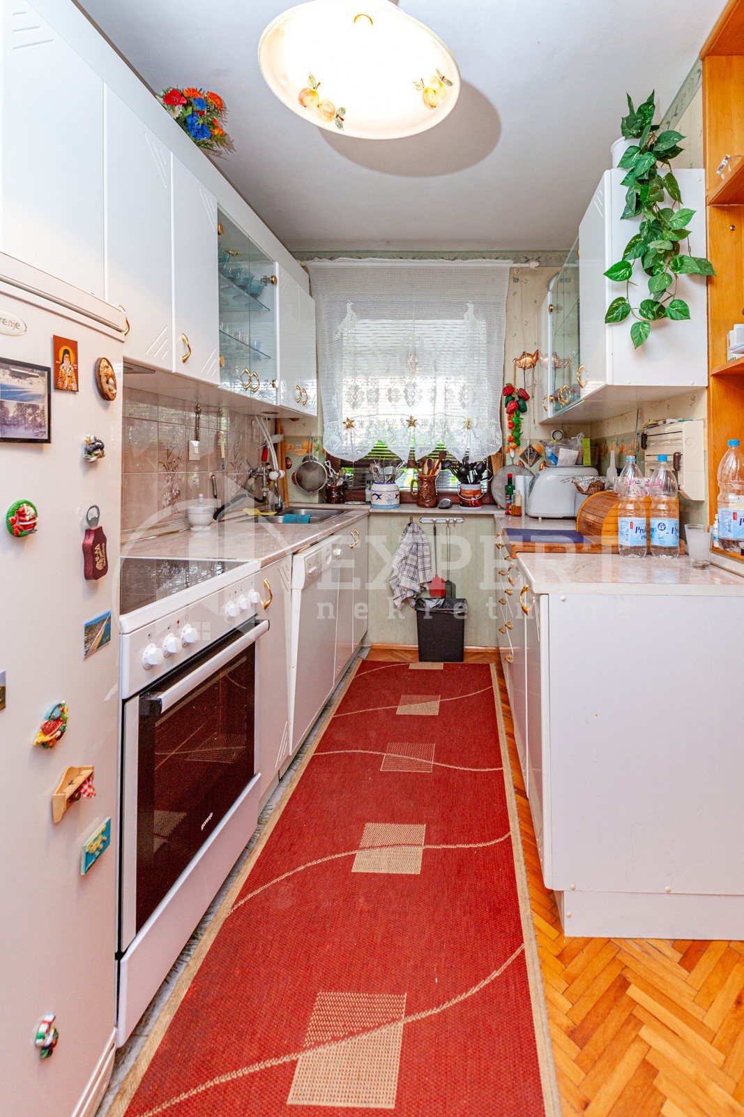 četvorosobna kuća, 560 m2, Pantelej, Krfska ID: p-04579 11