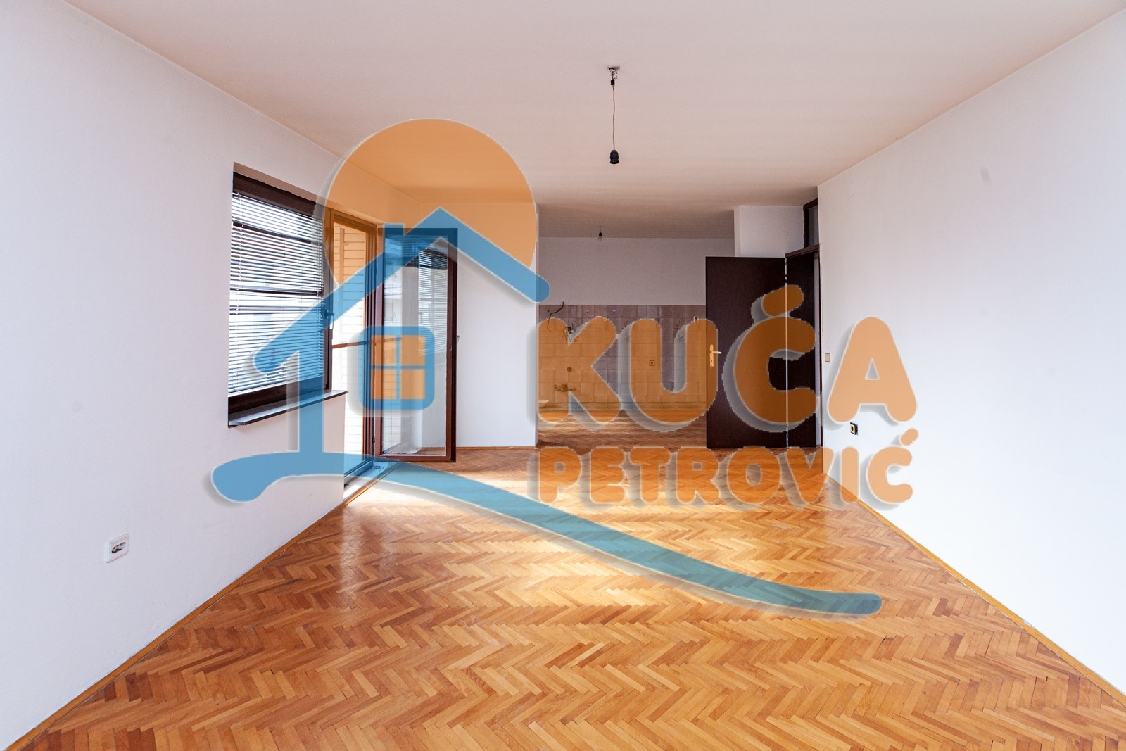 četvorosobna kuća, 560 m2, Pantelej, Krfska ID: p-04579 21