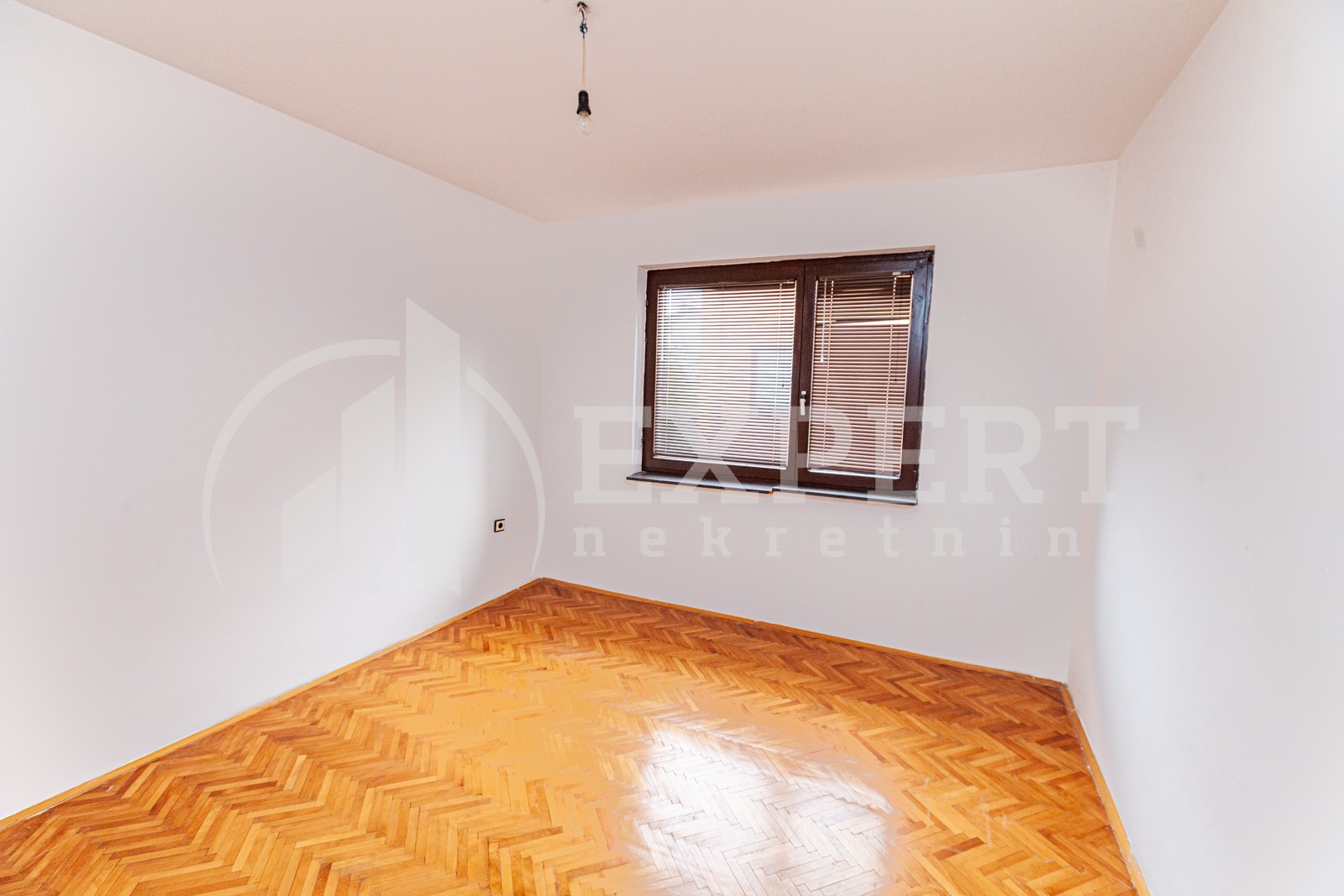 četvorosobna kuća, 560 m2, Pantelej, Krfska ID: p-04579 26