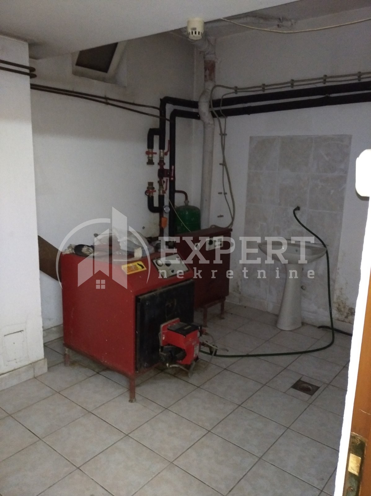 četvorosobna kuća, 561 m2, Palilula, Bubanjska ID: p-01086 37