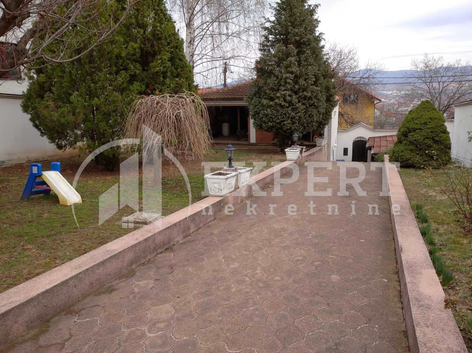 četvorosobna kuća, 561 m2, Palilula, Bubanjska ID: p-01086 49