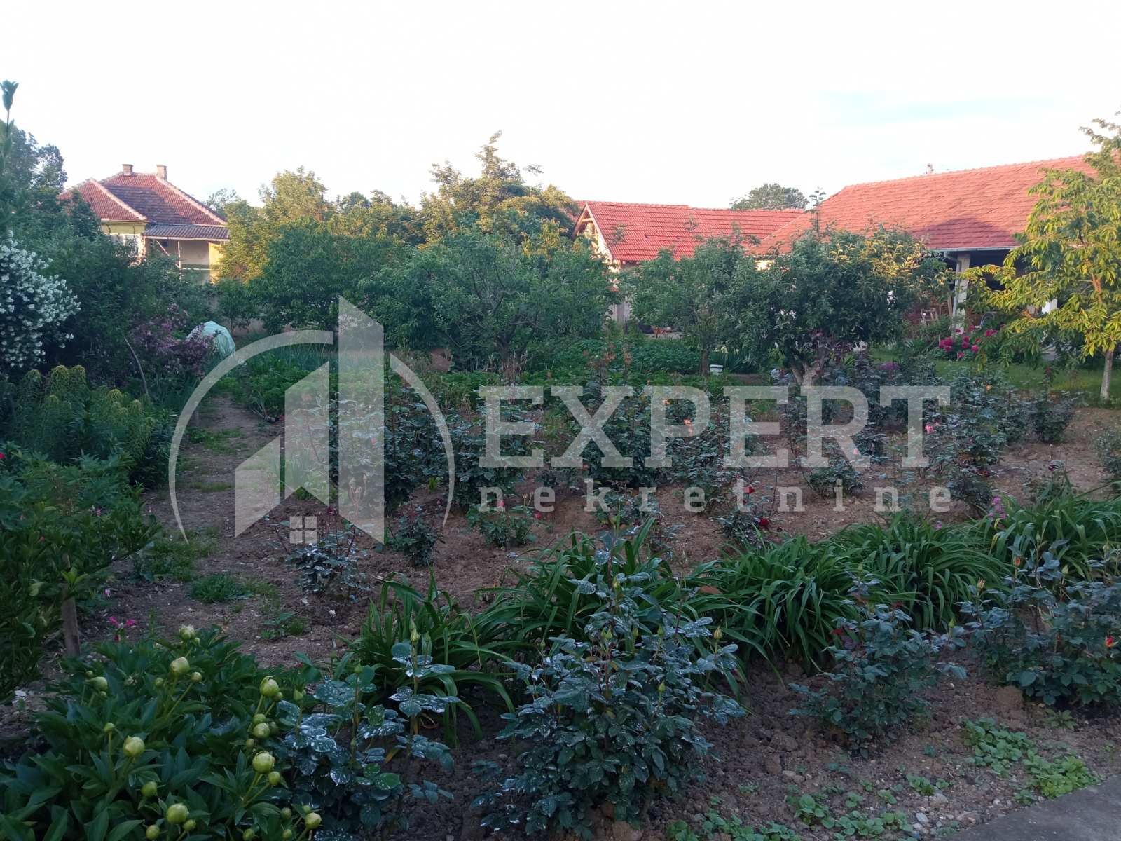 četvorosobna kuća, 680 m2, Donja Trnava, Donja Trnava ID: p-08721 11