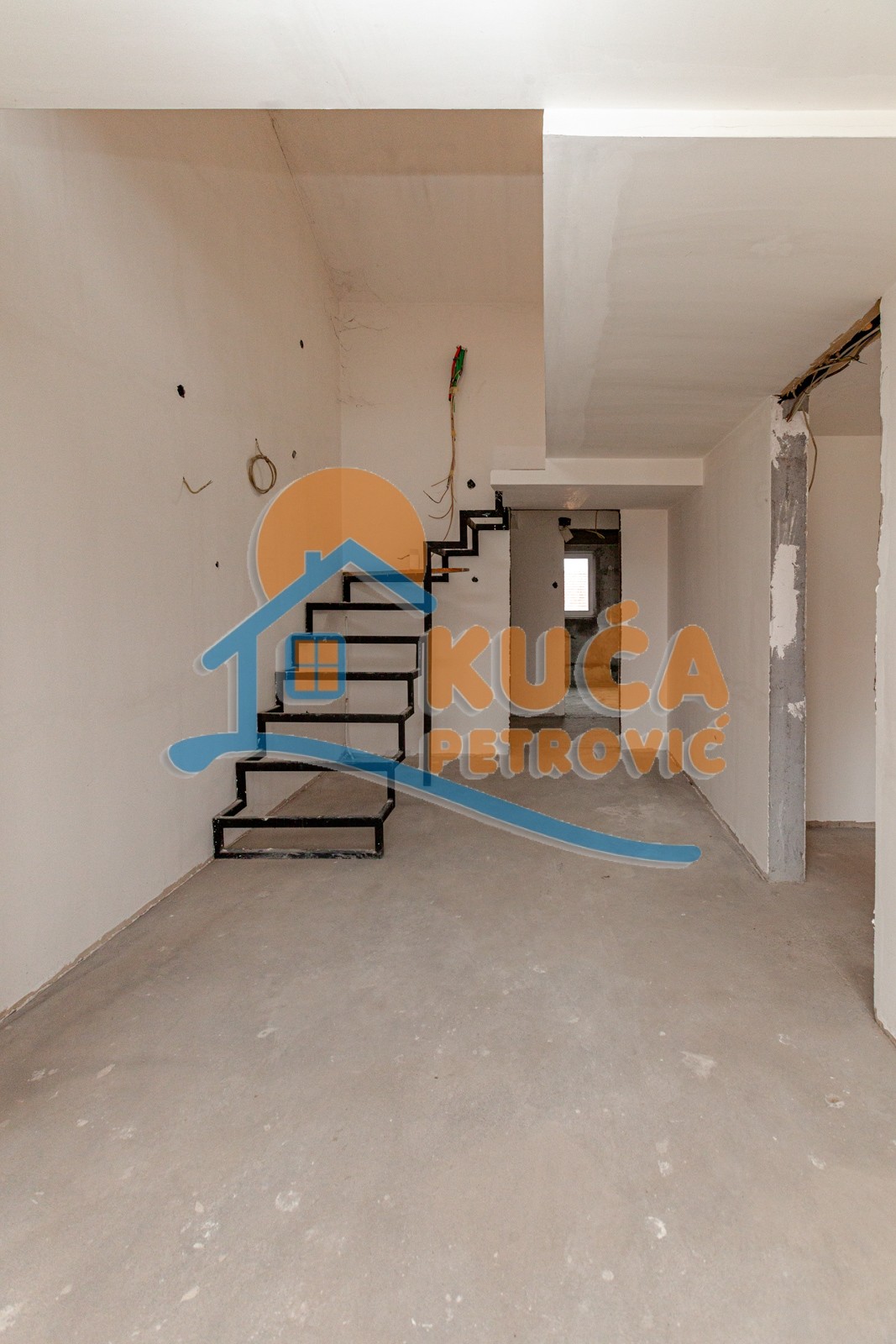 četvorosobna kuća, 79 m2, Durlan, Matejevački put ID: p-04338 12