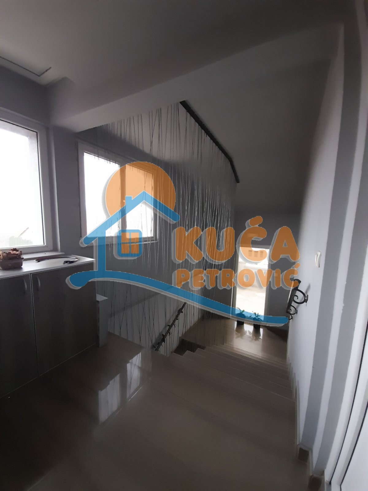 Dvosoban stan, 100 m2, Donja Vrežina, Skopska ID: i-010912 21