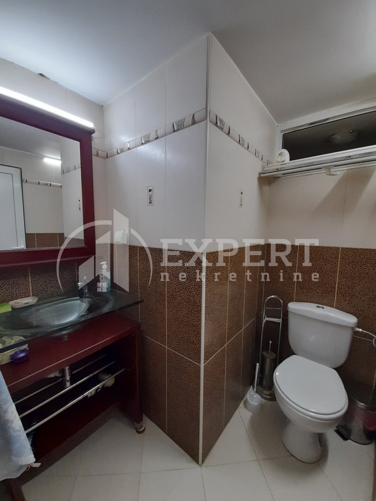 Dvosoban stan, 100 m2, Donja Vrežina, Skopska ID: i-010912 12